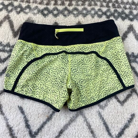 Lululemon Run Times Short *4-way Stretch - Picture 4 of 6